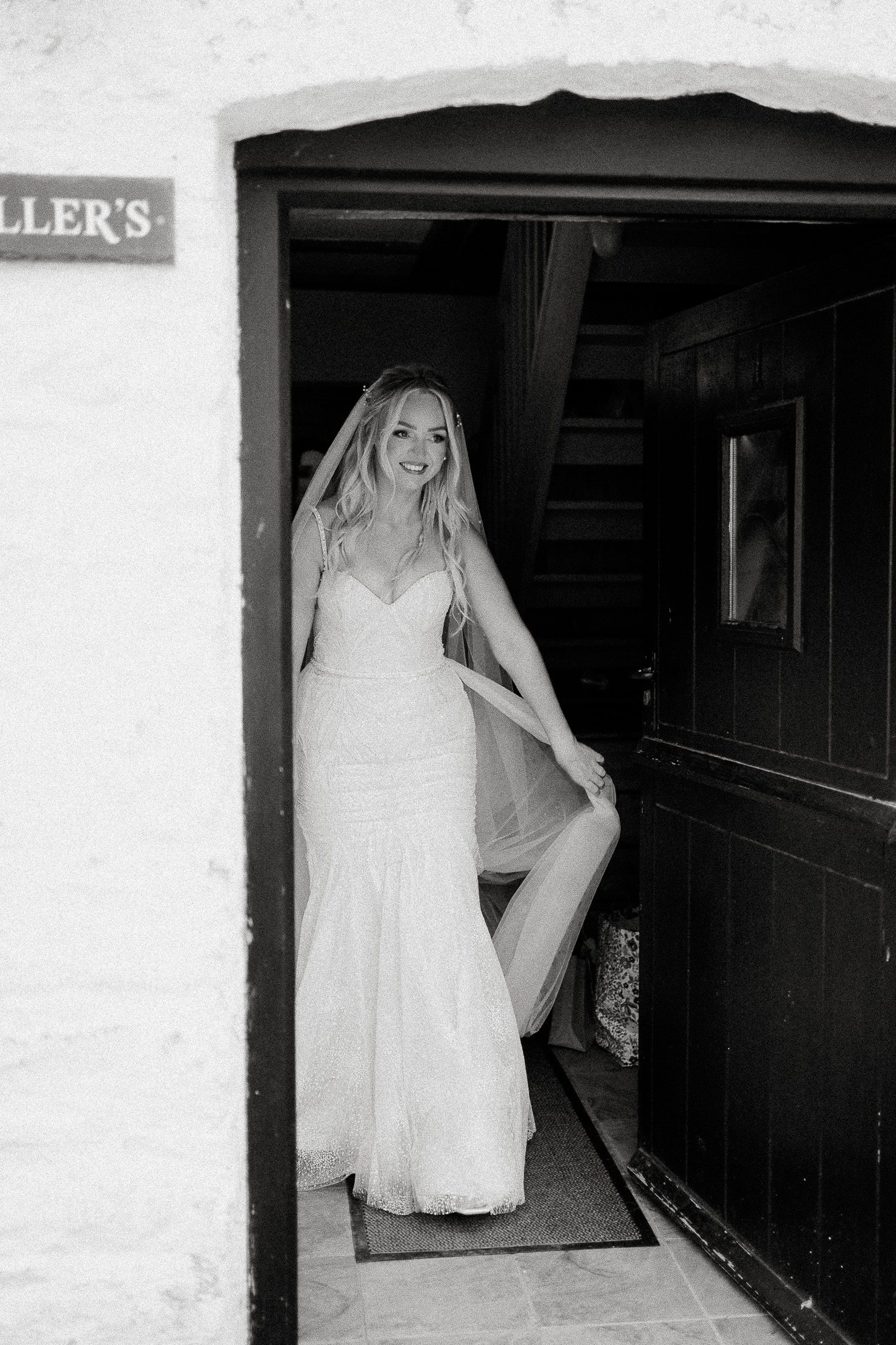 BARN AT BRYNICH WEDDING PHOTOGRAPHY BRECON 003 BARN AT BRYNICH WEDDING PHOTOGRAPHY BRECON 003